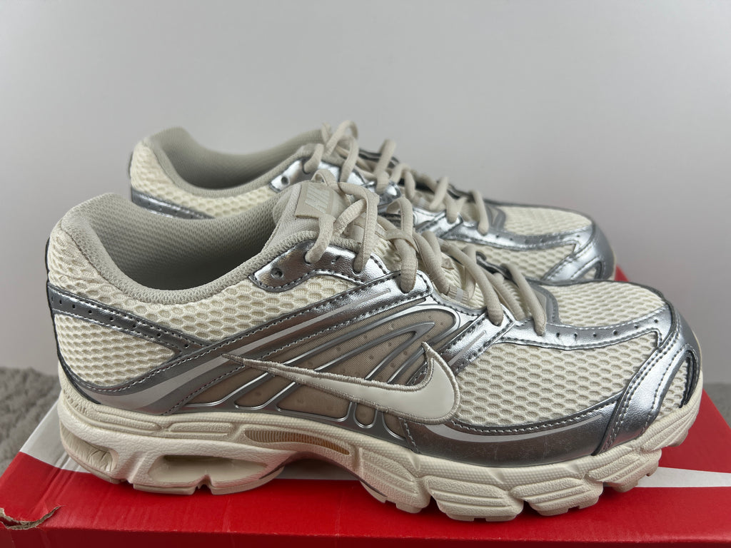 Nike air Max Moto 2K