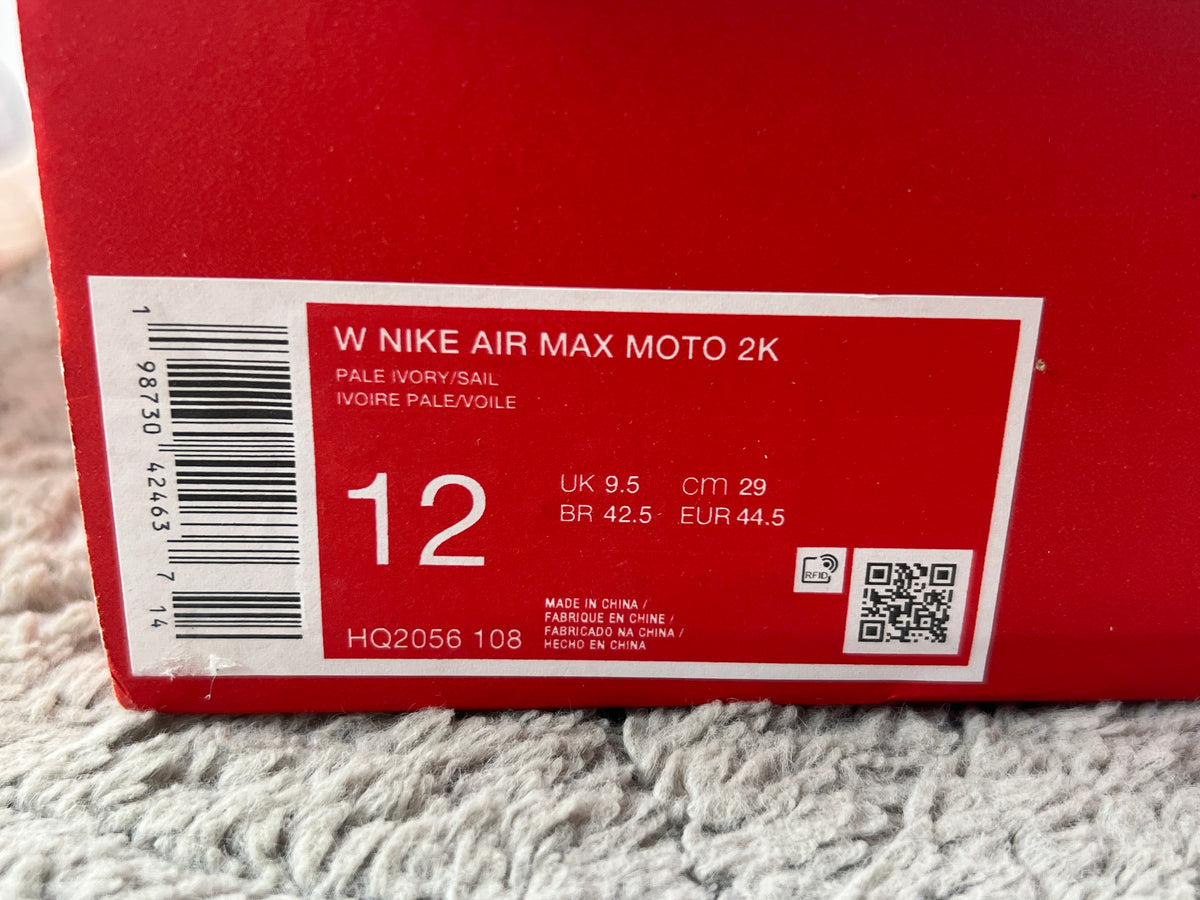 Nike air Max Moto 2K