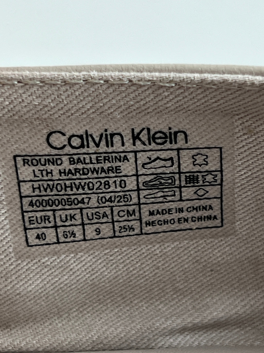 Calvin Klein Round Ballerina Lth Hardware