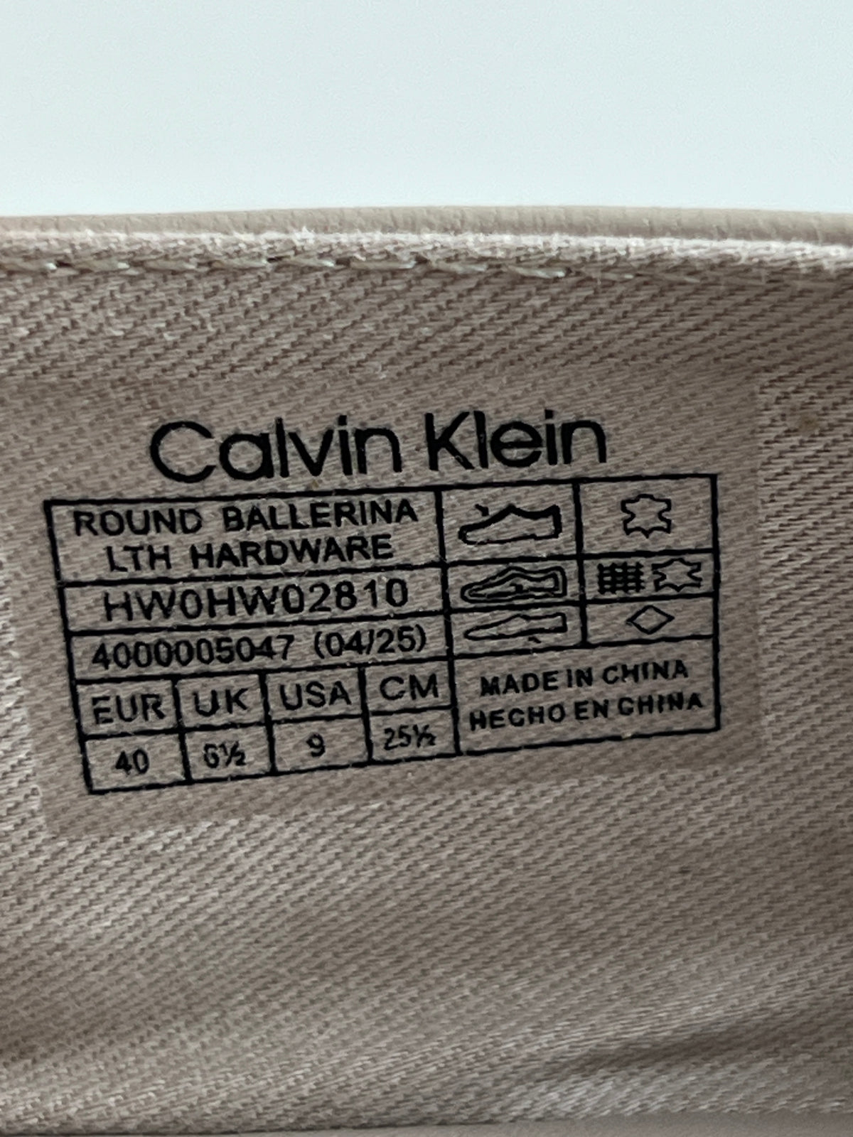 Calvin Klein Round Ballerina Lth Hardware