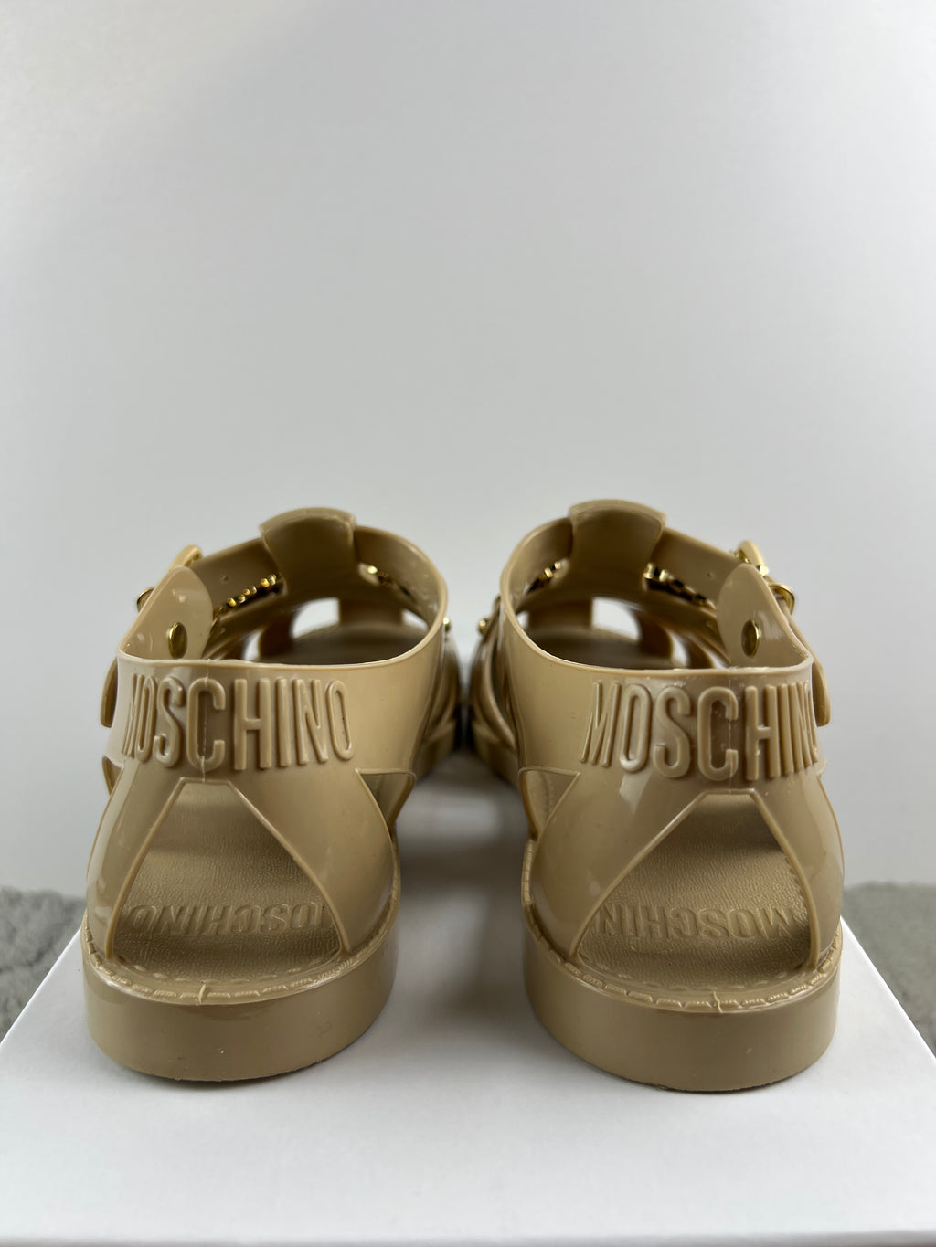 Moschino San Lou Jelly 15