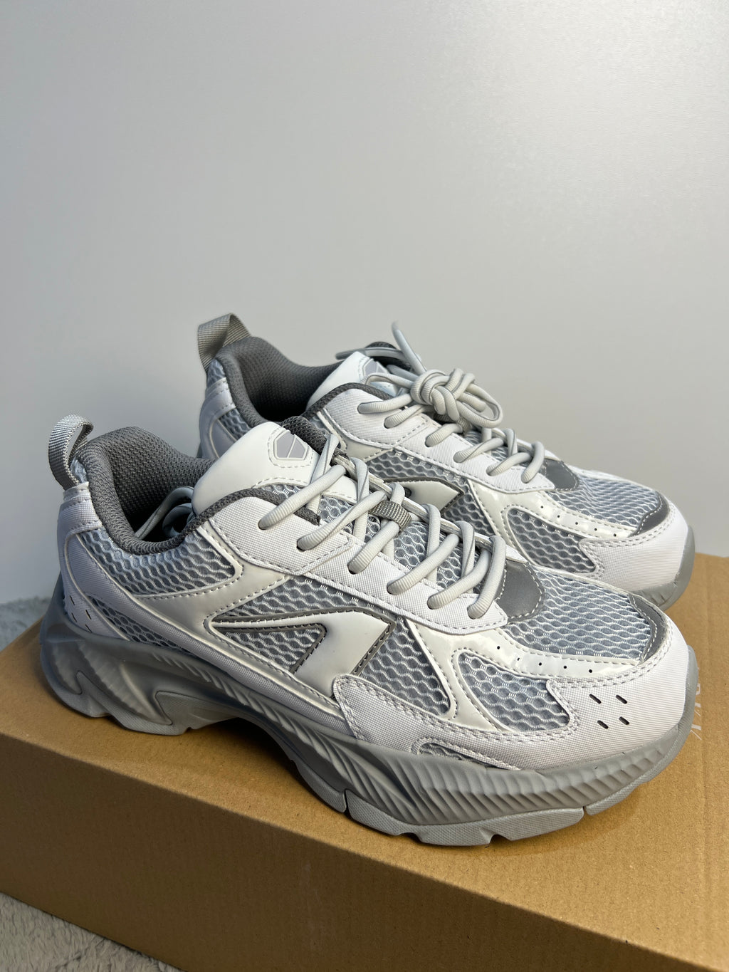 ARKK FORMA RUNNER