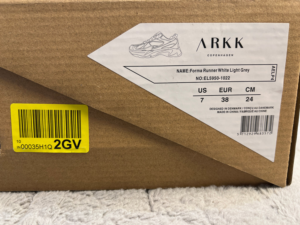 ARKK FORMA RUNNER