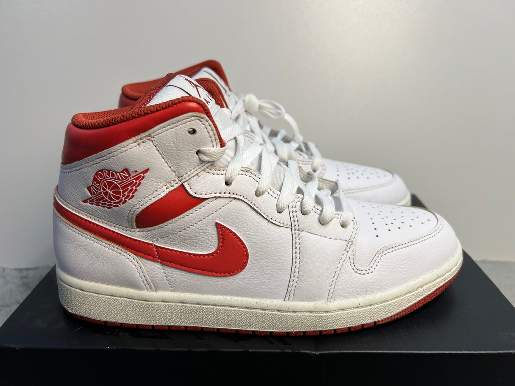 NIKE AIR JORDAN 1 MID "DUNE RED"