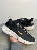 NIKE REACT LIVE