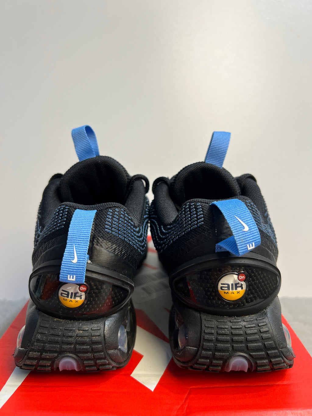NIKE AIR MAX DN