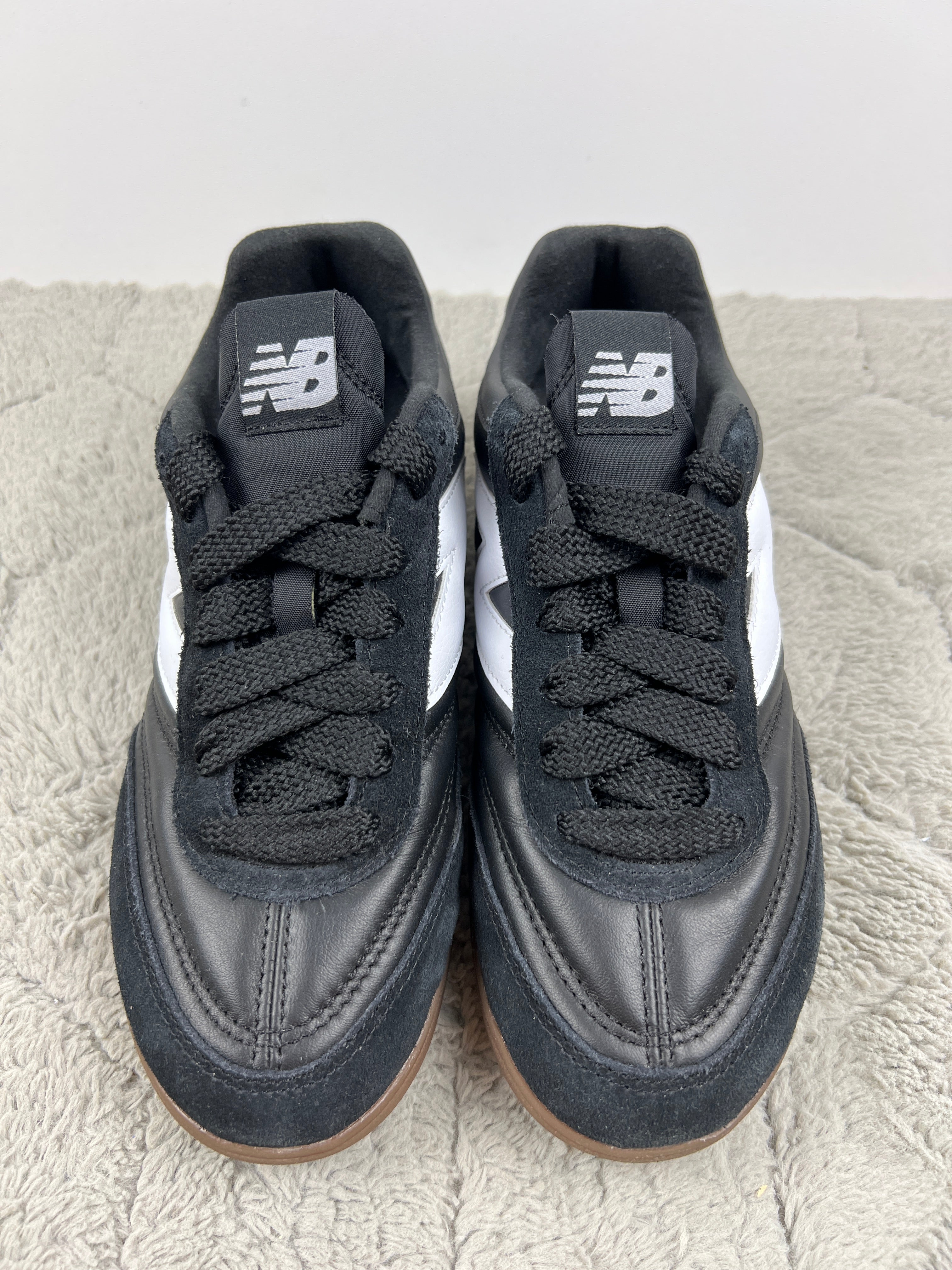 NEW BALANCE URC42LB