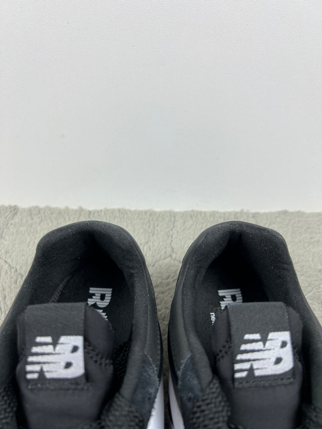 NEW BALANCE URC42LB