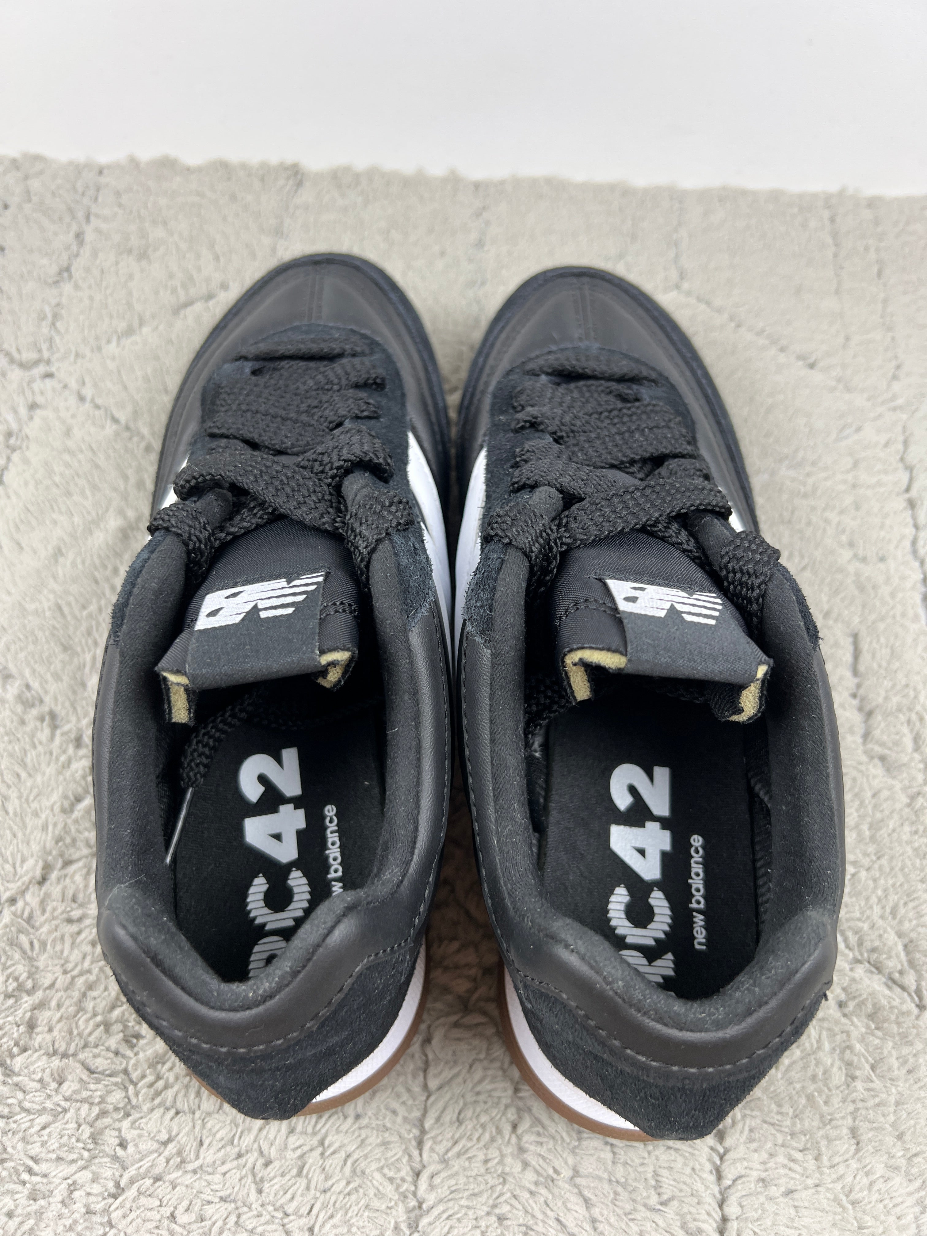 NEW BALANCE URC42LB
