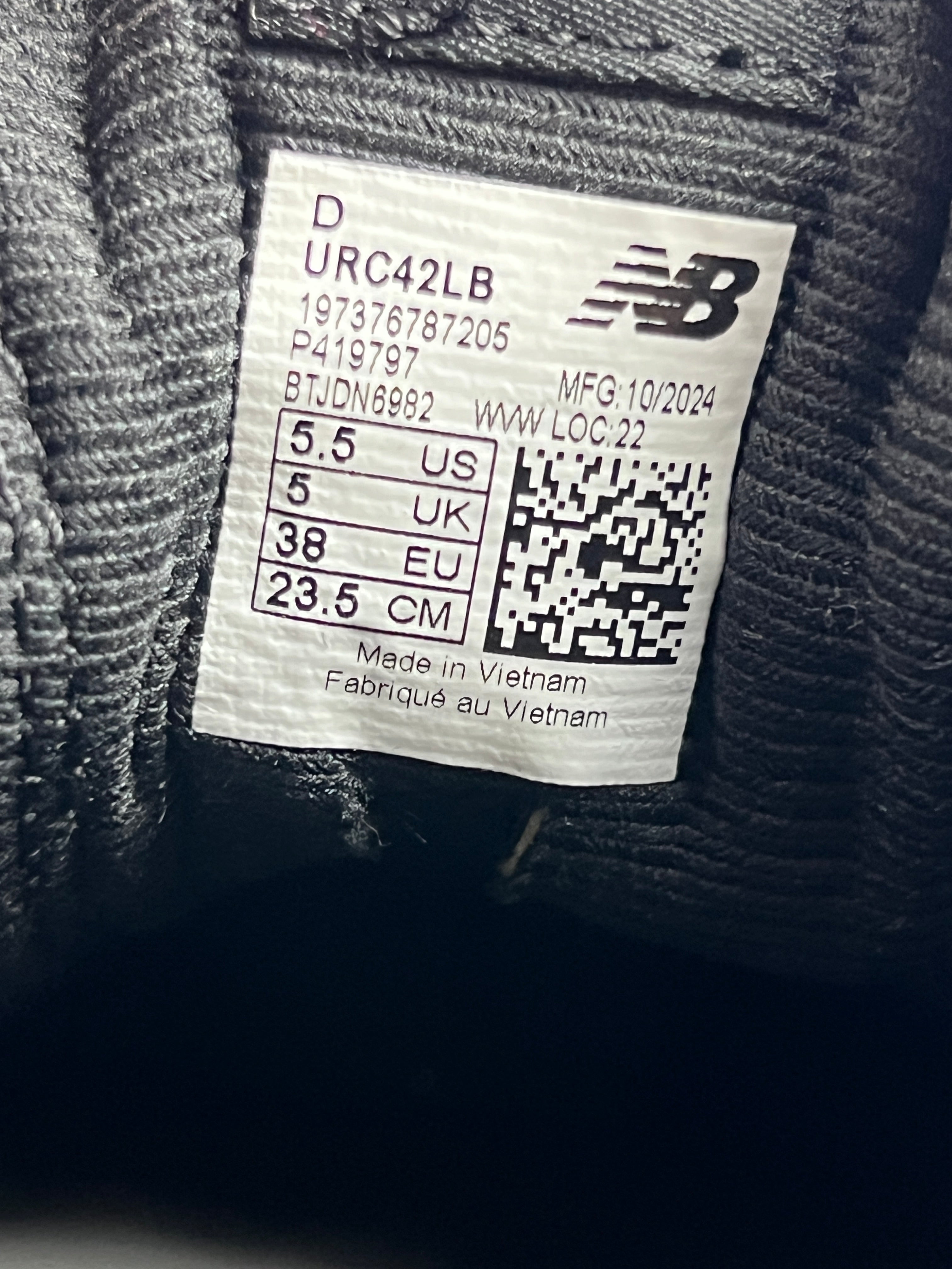 NEW BALANCE URC42LB