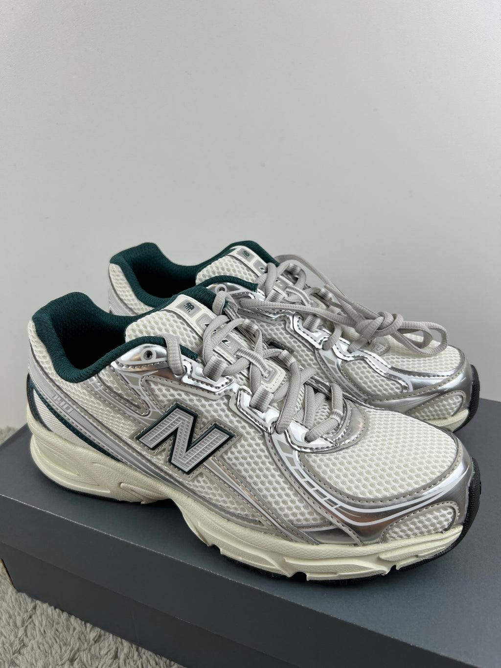NEW BALANCE U7402EL