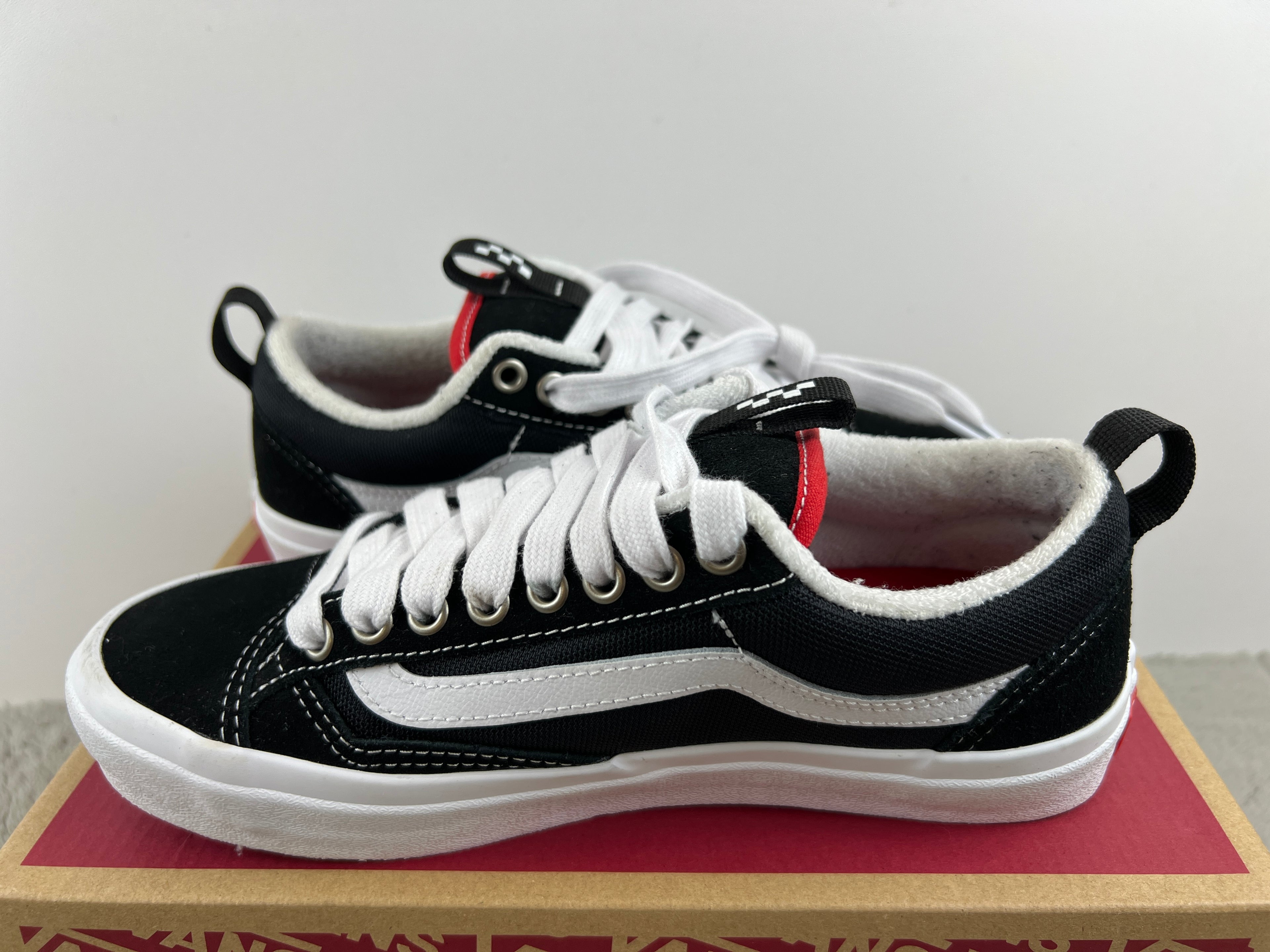 VANS SKATE STYLE OLD SKOOL 36