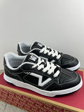 VANS UPLAND