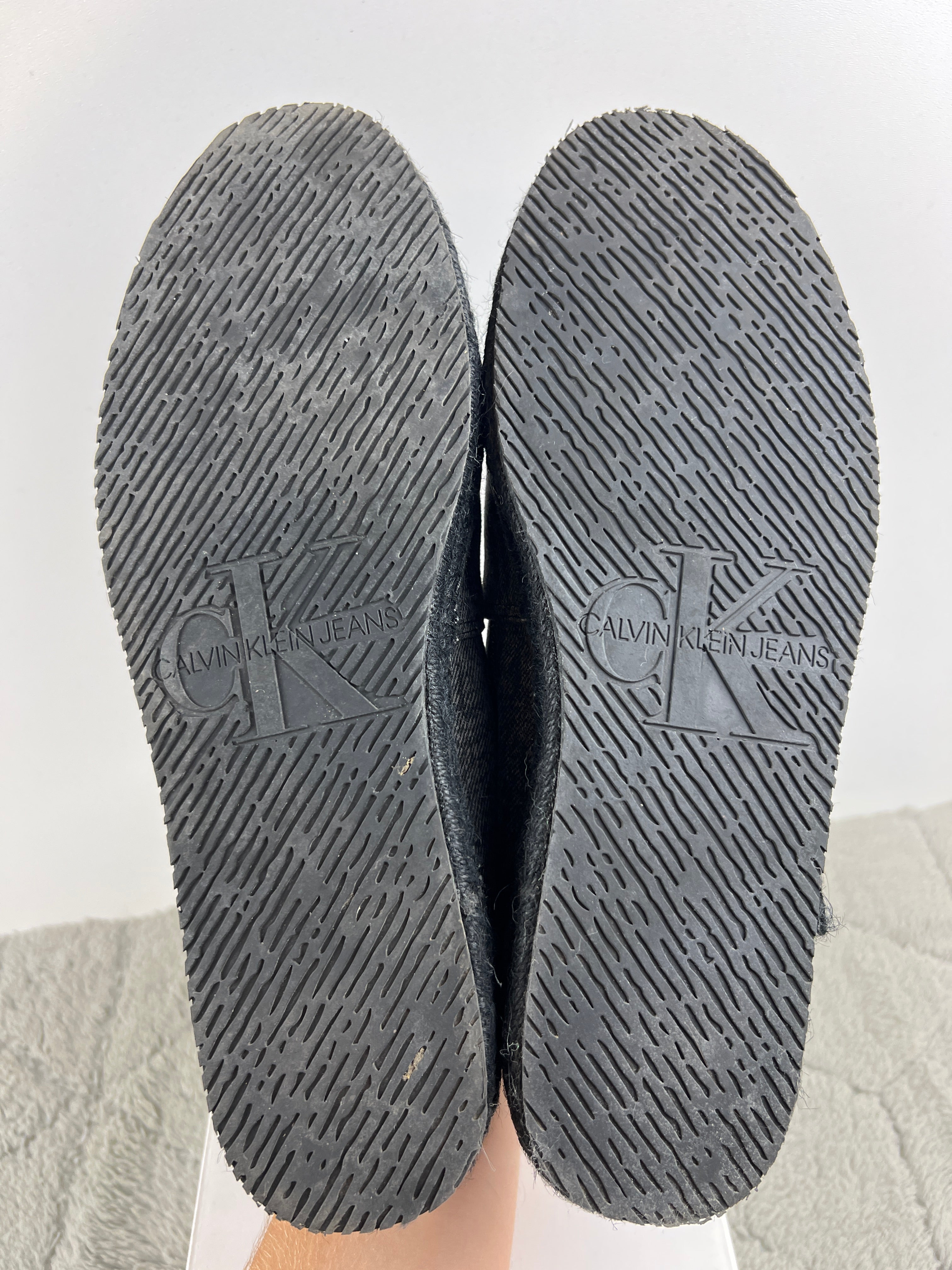 CALVIN KLEIN ESPADRILLE