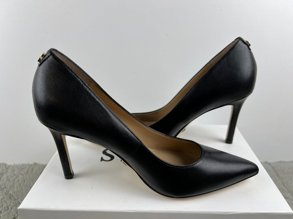 GUESS HEELS