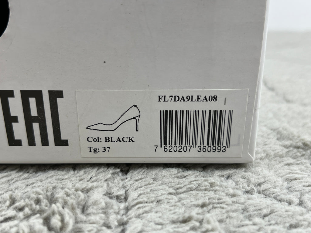 GUESS HEELS
