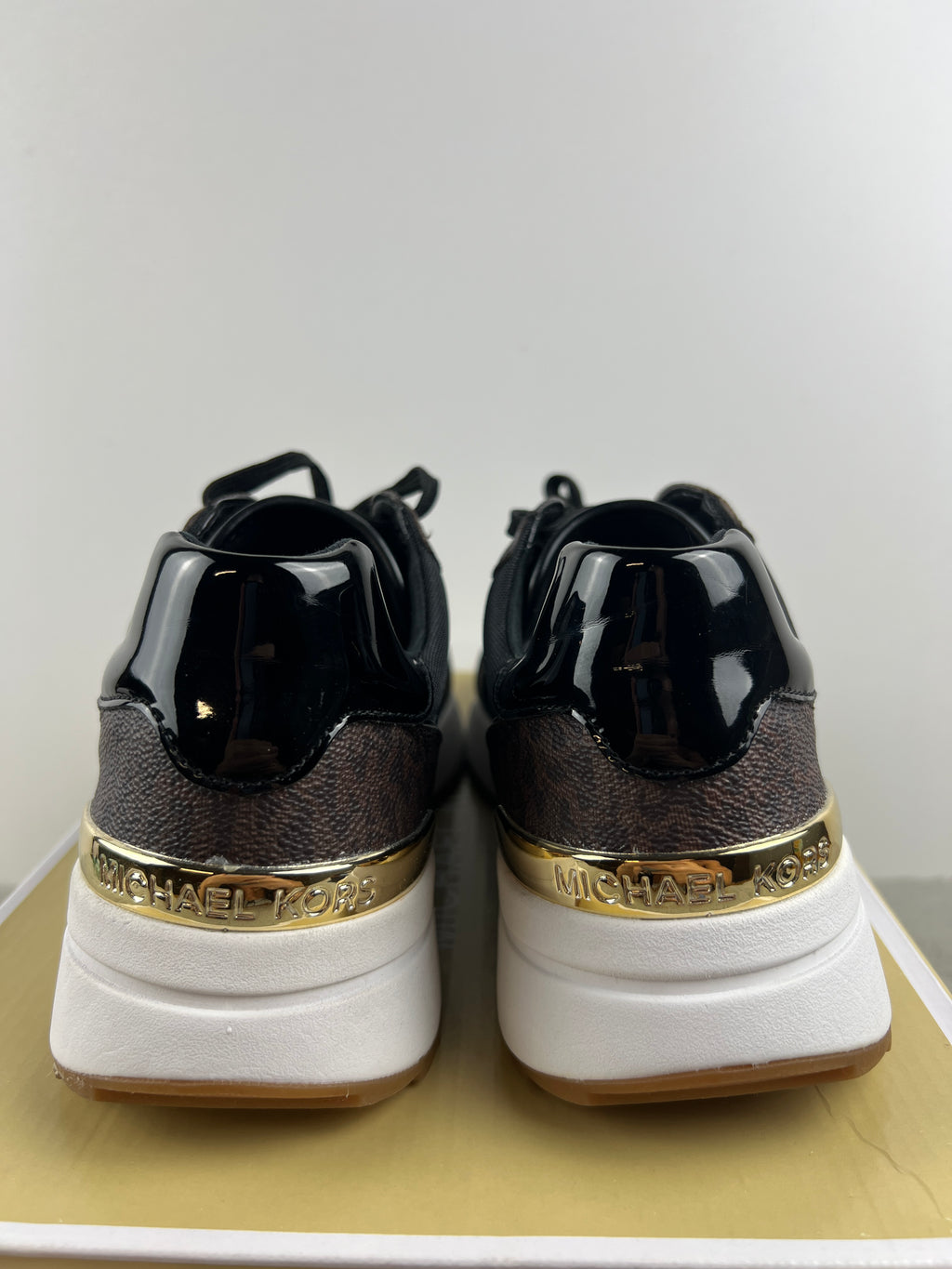 MICHAEL KORS JASMINE TRAINER