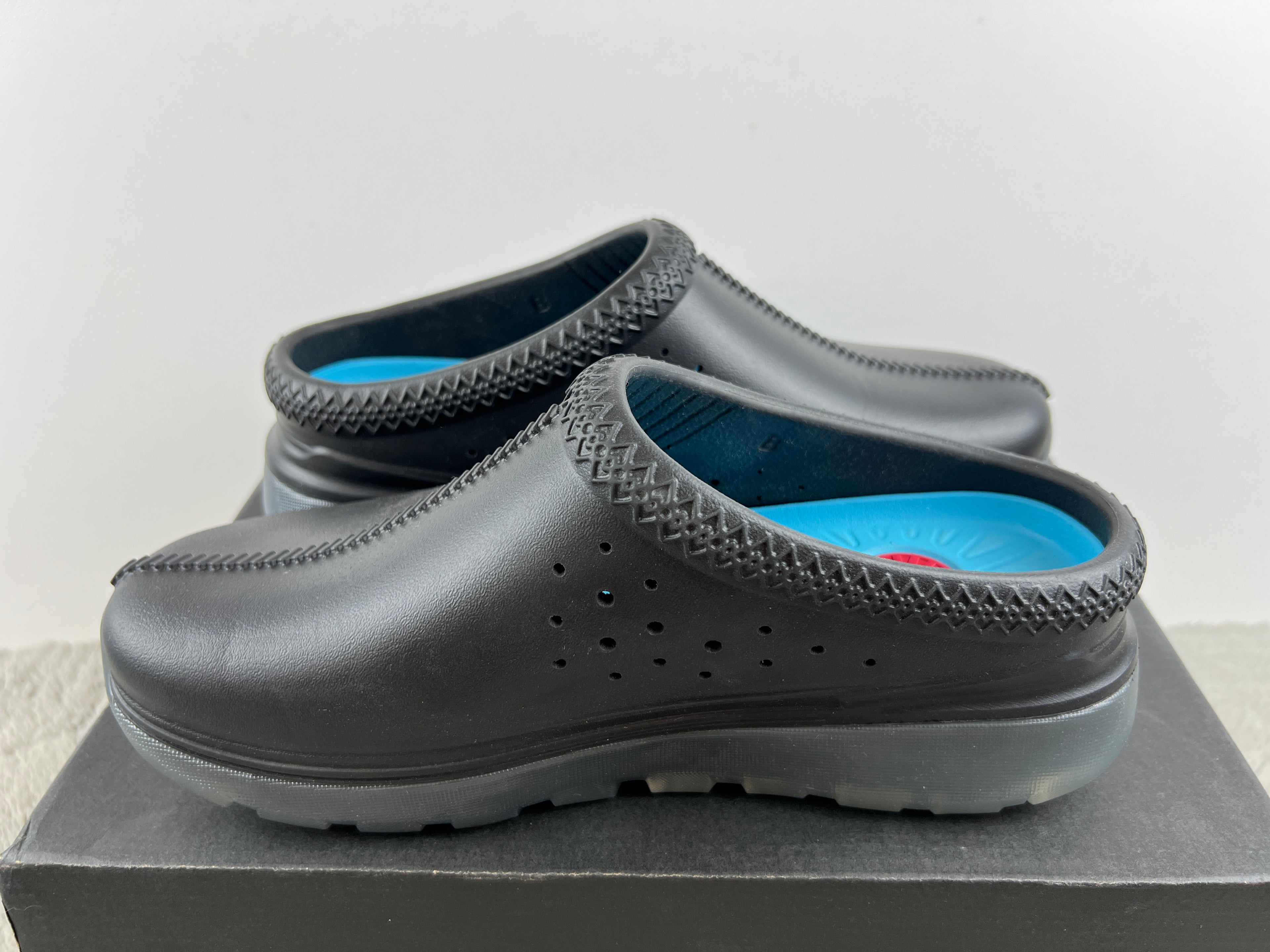 UGG TASMAN SPORT