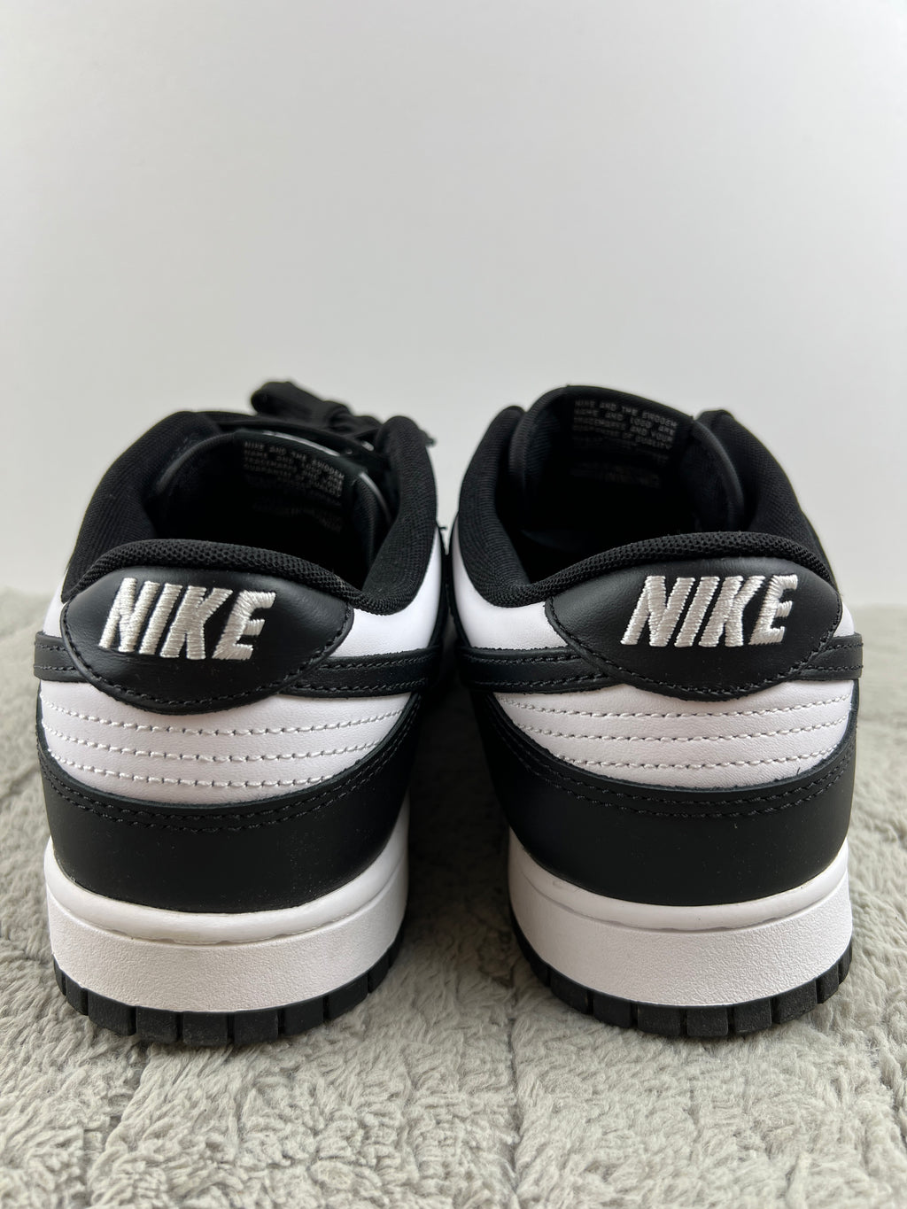 Nike Dunk Low Retro Panda